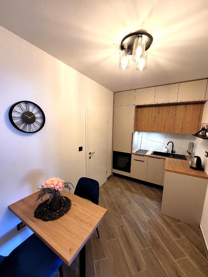 Kupinica Apartment Vinisce Exterior photo